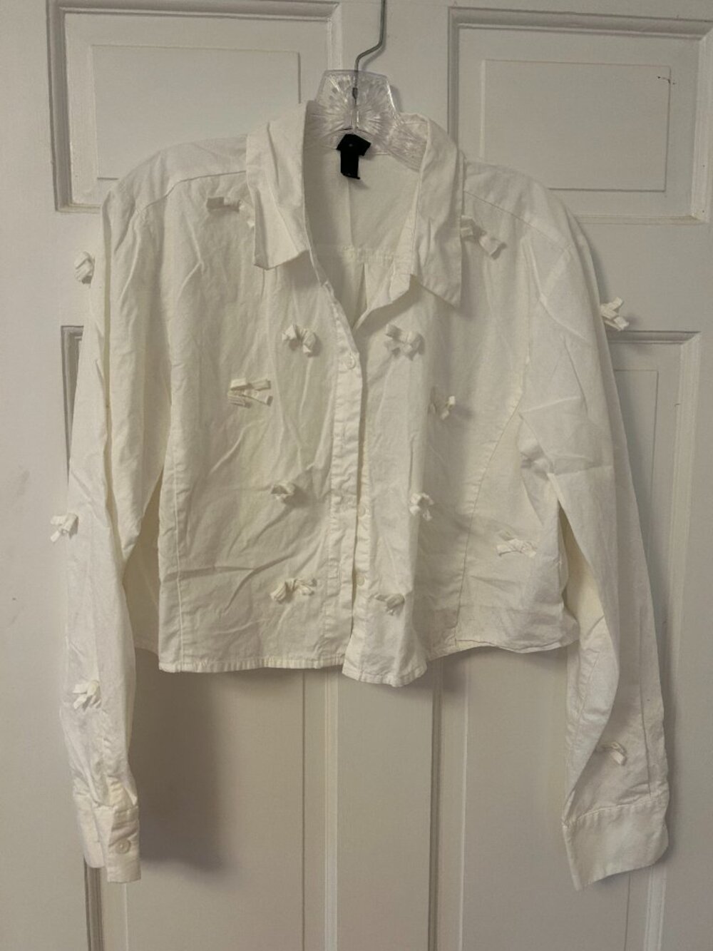 Wild Fable White Button Down with Bow Detail Size Small